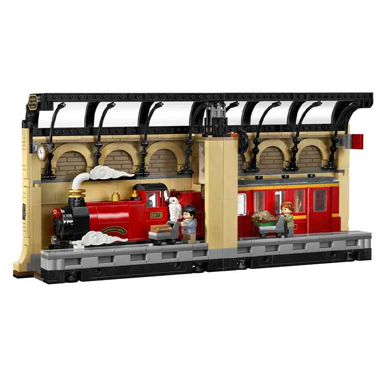 LEGO 76450 Book Nook: Hogwarts Express